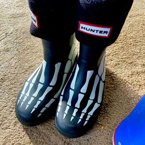 Brand new never worn hunter boots size 13 with socks never worn